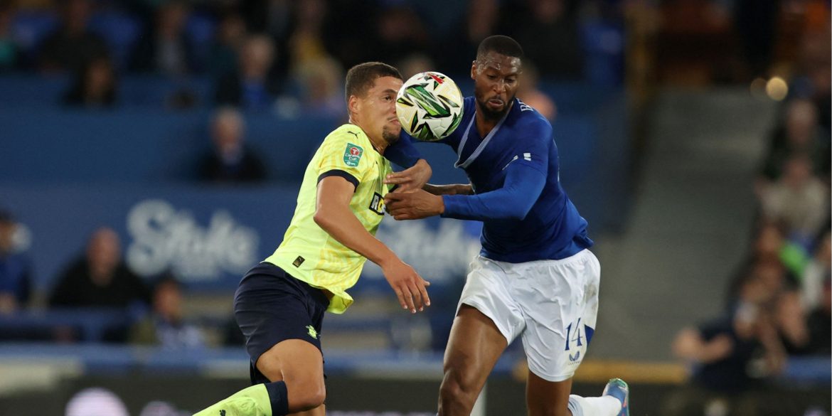 Outscored Beto: Leeds in talks to sign "generational" CF who's like Sesko