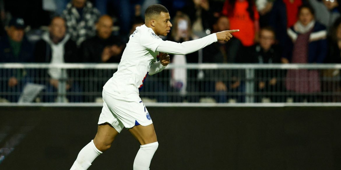 Man United Interested In £900k-p/w Forward