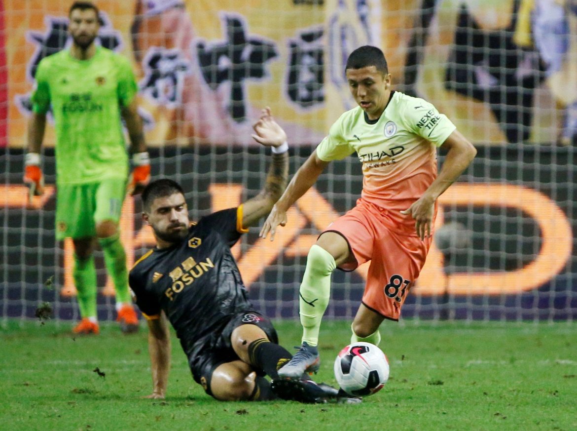 Leeds: Joe Urquhart gives his opinion on Ian Poveda’s situation at the club