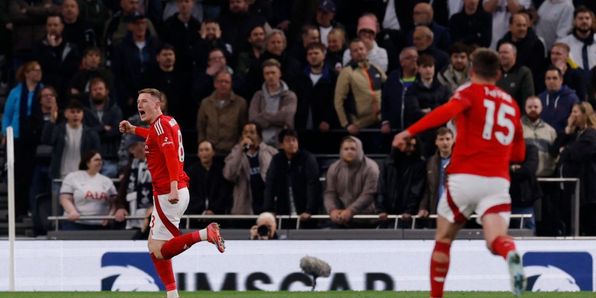 Perfect for Anderson: Nottingham Forest agree terms to seal new signing